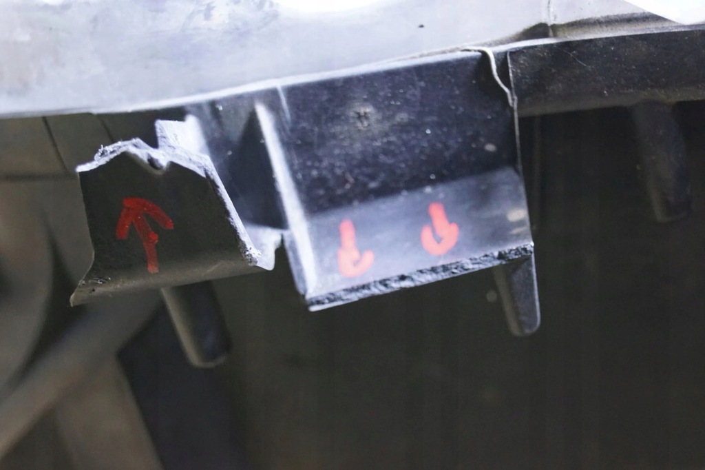 фото №13, Citroen c4 ii лампа левая перед uk