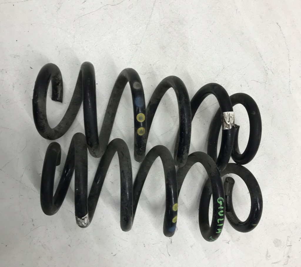 фото №2, Alfa giulia 2.9 пружини пружина підвіска задня