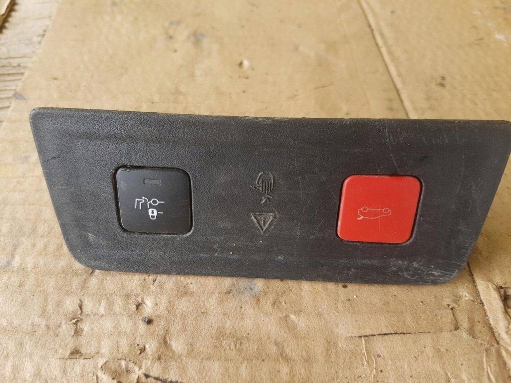 фото №1, Кнопка закривання кришки peugeot оригінальний номер