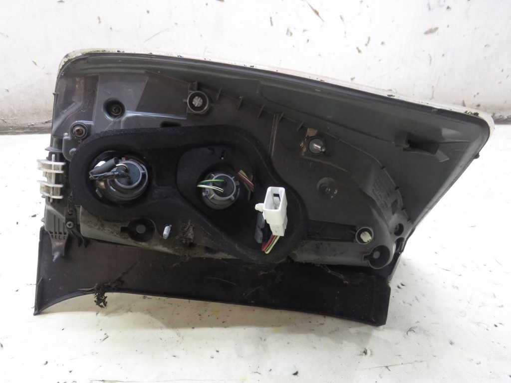 фото №4, Лампа правий задня задня prius 3 iii