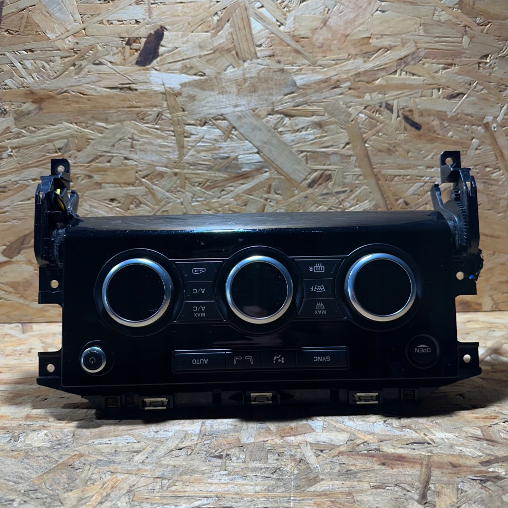 фото №1, Панель кондиционера land rover discovery v