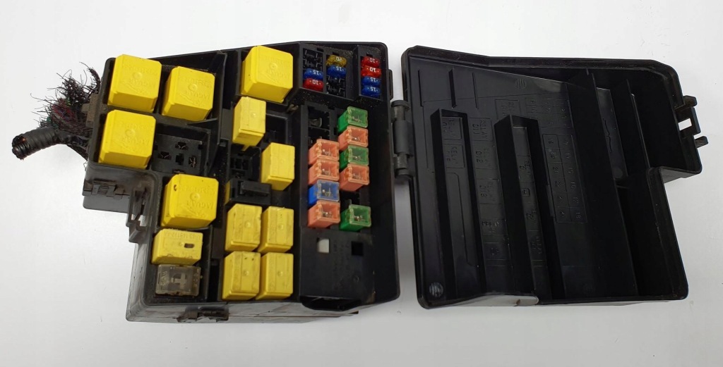 фото №1, Коробка предохранителей jaguar s-type xw4t-14a067-b