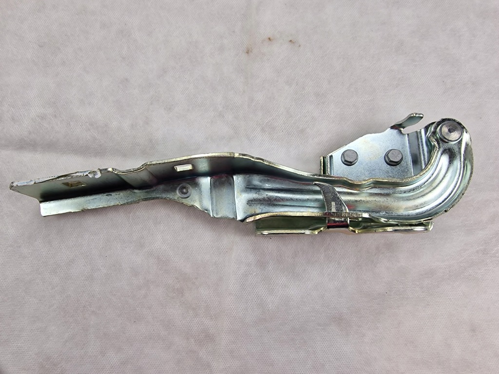 фото №3, Alfa romeo giulietta петля капот кришки двигуна правий 50519480 оригінал