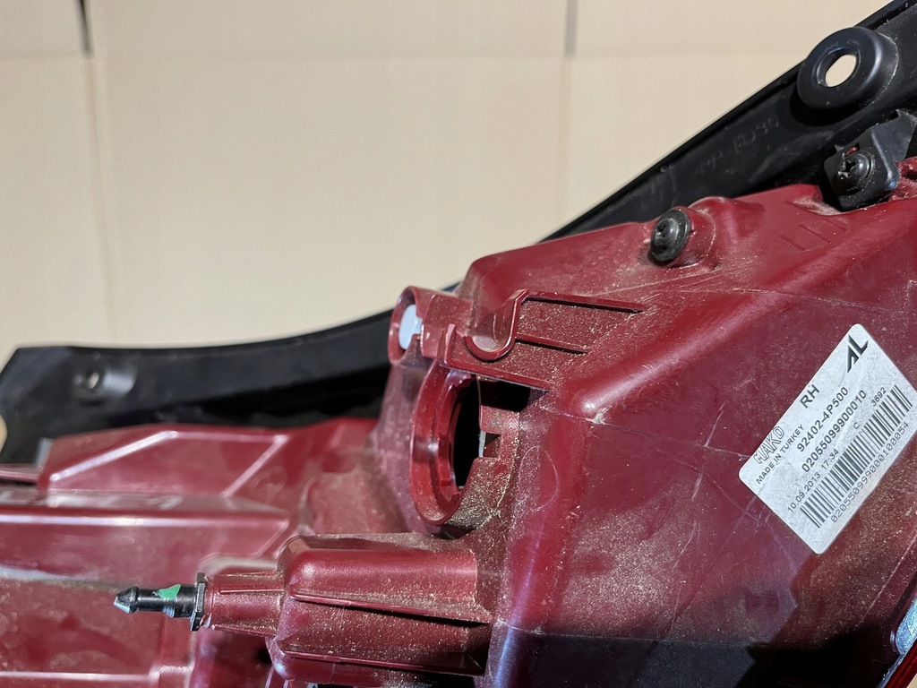 фото №10, Hyundai i20 lift лампа правый задняя 92402-4p500