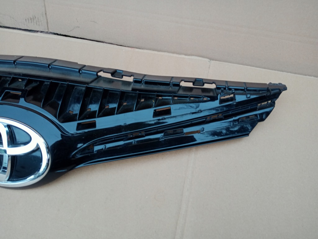 фото №4, Toyota avensis t27 lift решётка радиатора решётка радиатора 2015-18r