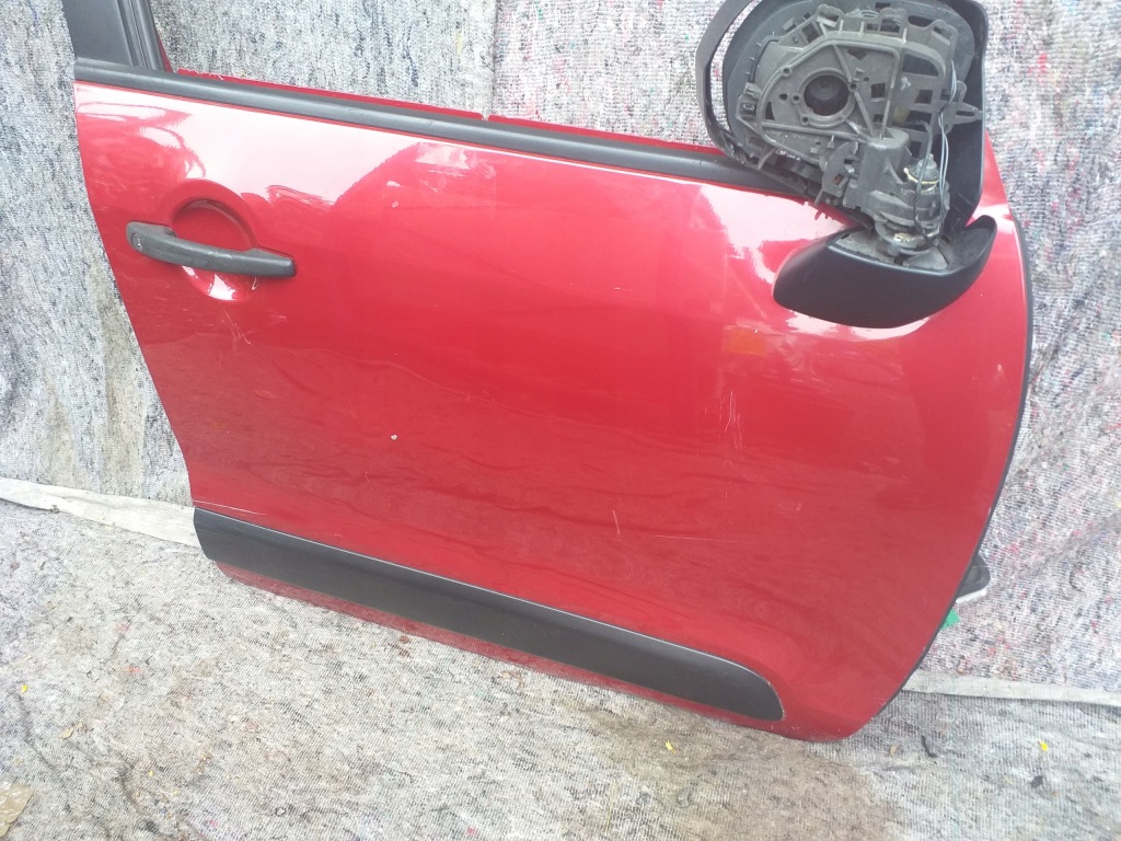 фото №2, Citroen c3 picasso дверь правое перед