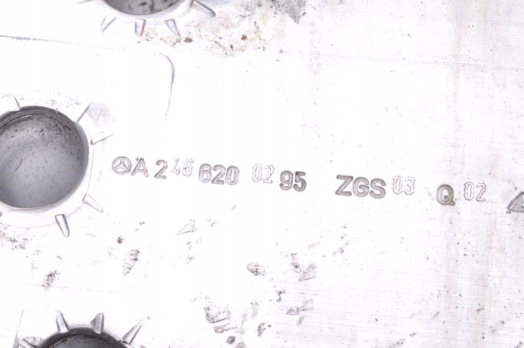 фото №7, Mercedes w176 кронштейн зона деформації права a2466200295