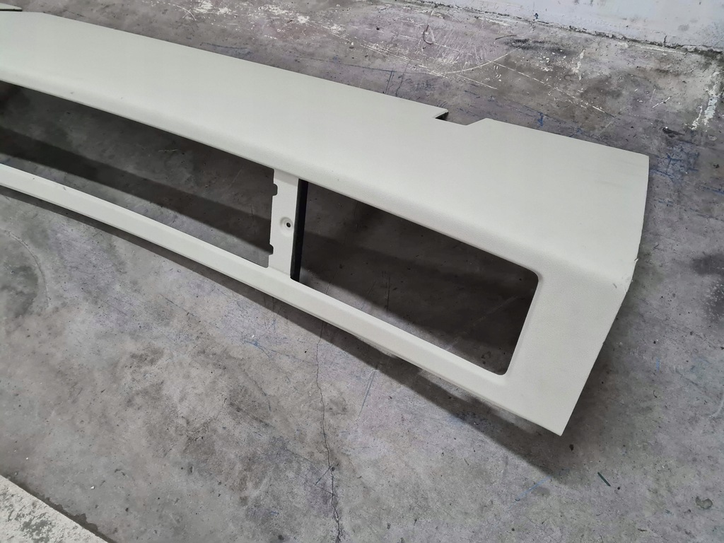 фото №8, Volvo fh4 полка верхний бардачок задняя корпус