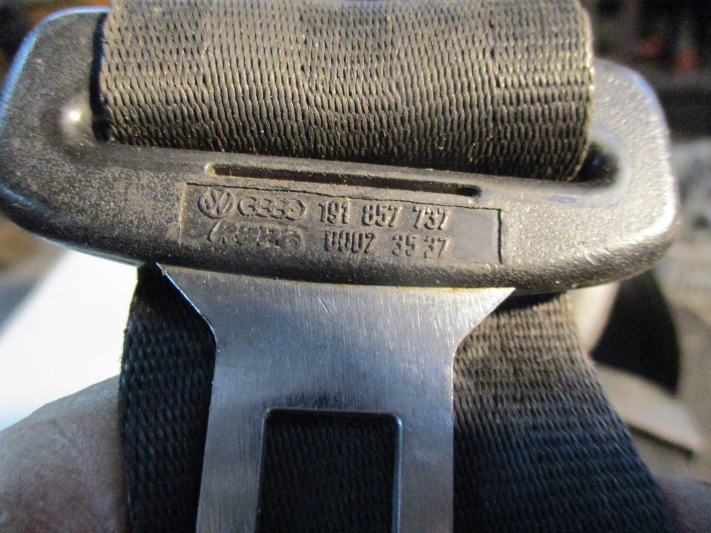 3137/10 ремені безпеки l r перед vw polo 84r Оригінал