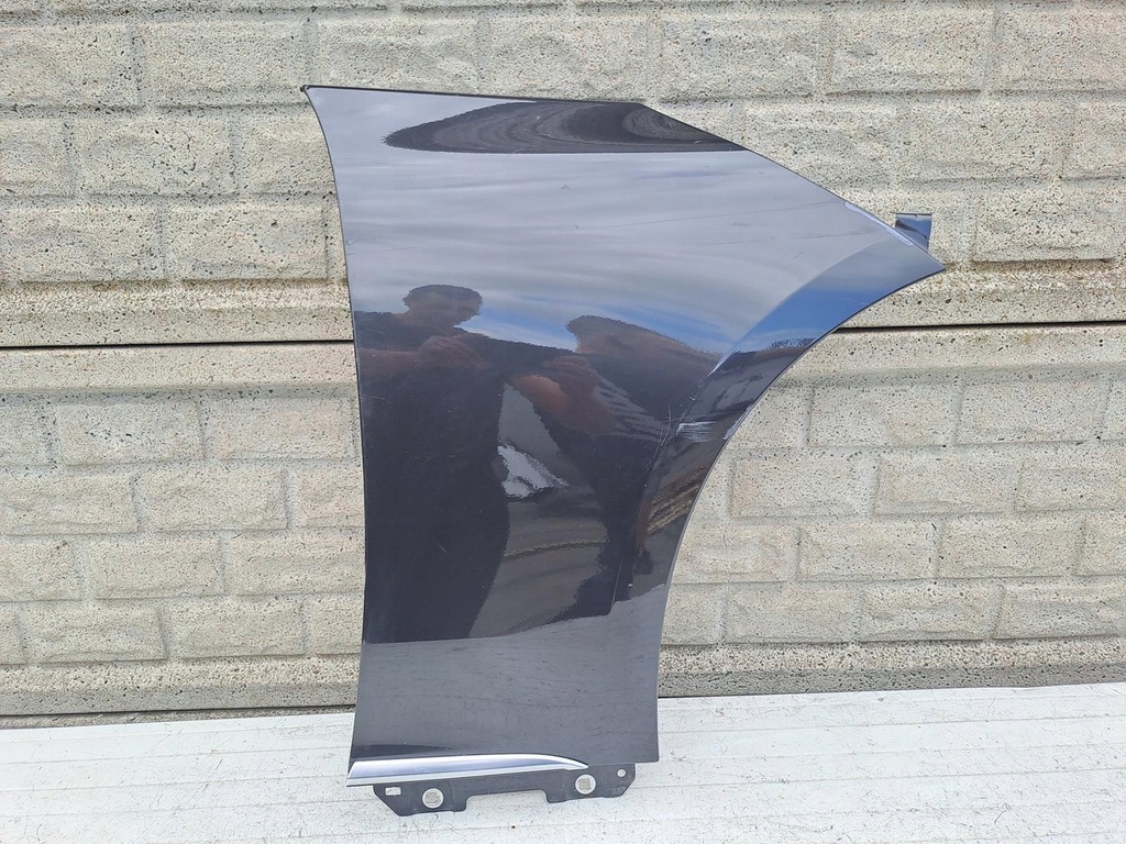 фото №1, Крила mercedes eqe w295 правий передній оригінал