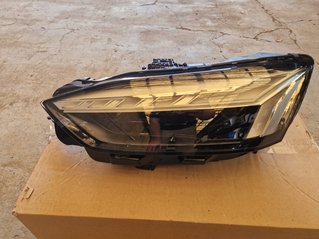 Купить Audi a5 рестайлинг  фара левая matrix 8w6941039 giełda