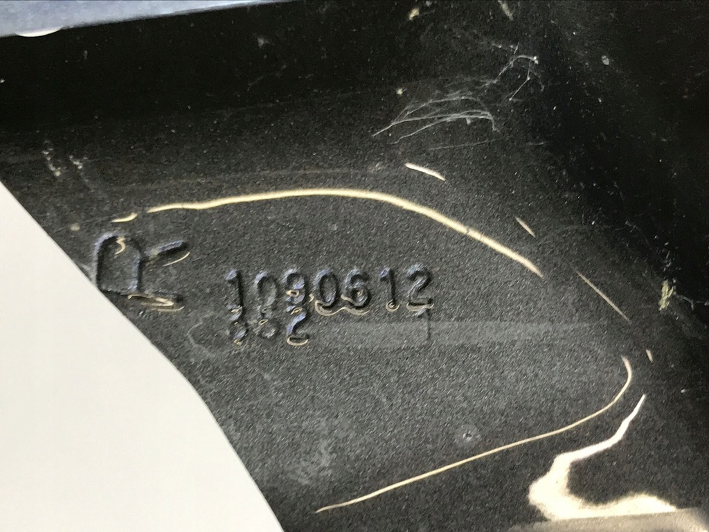 фото №12, Tesla iii 3 двері праве передні перед