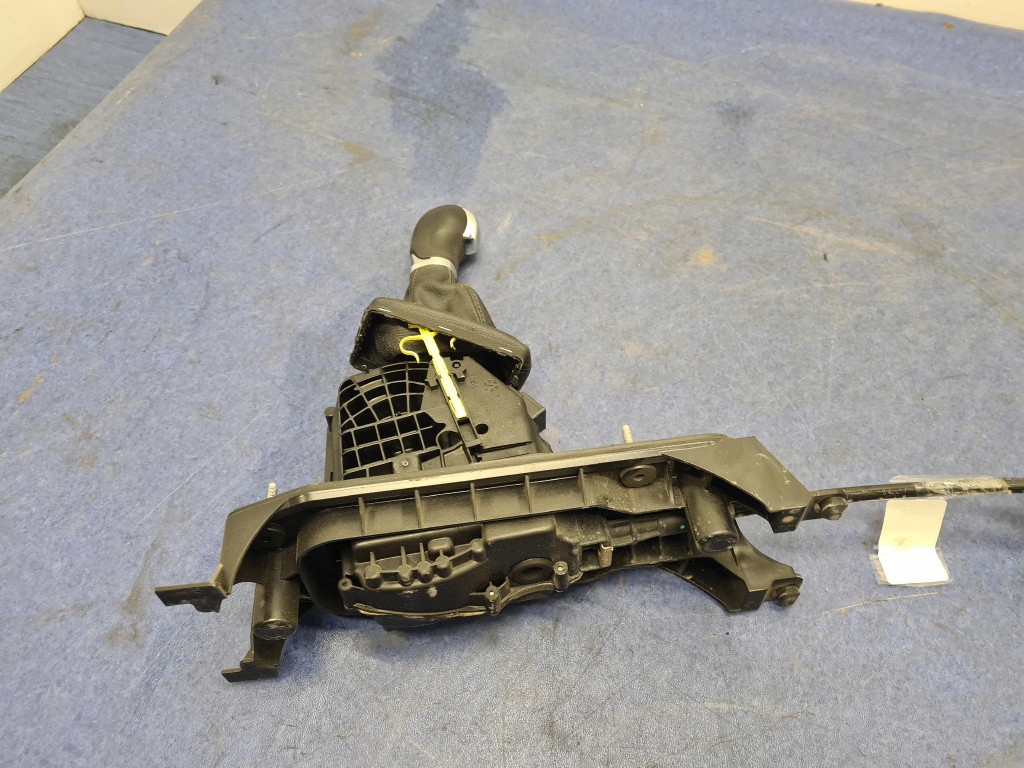 Купити Skoda octavia iii scout важіль перемикання передач 5q1713025s cuna