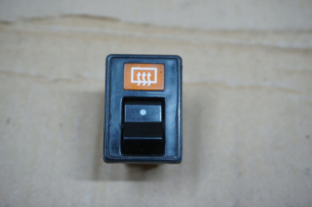 фото №1, Daihatsu rocky переключатель подогрев стекло задняя