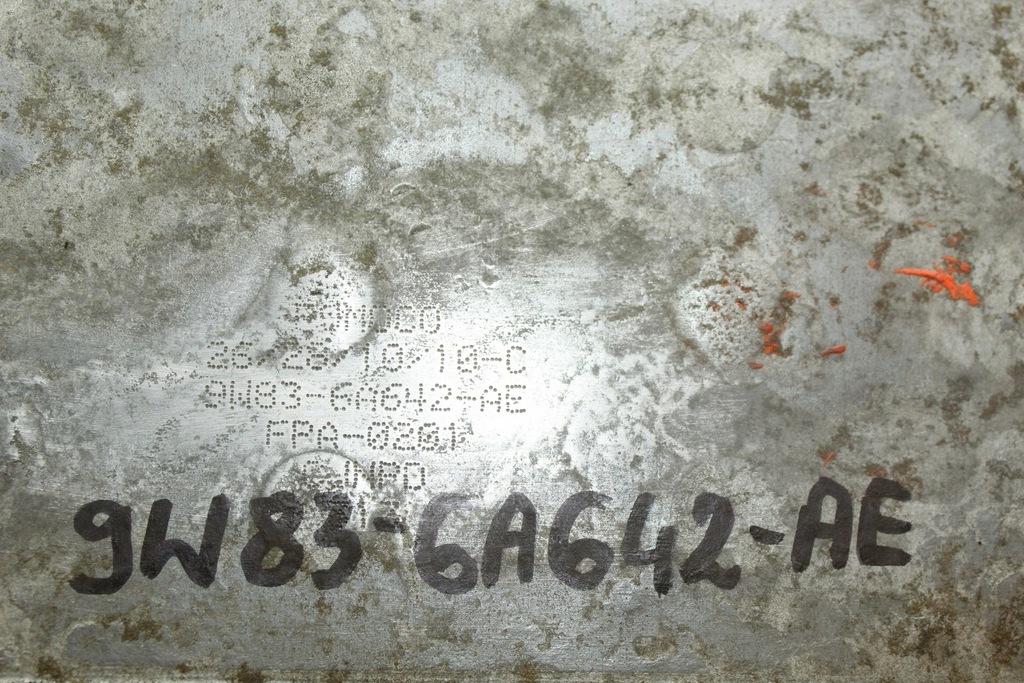 фото №7, Радіатор оливи jaguar xj x351 508ps 5.0b 9w83 6a642ae