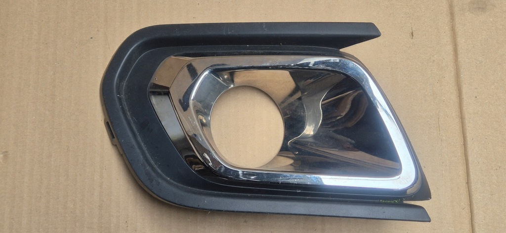 фото №1, Dacia logan ii 2 ліва решітка бампера хром 261a32873r