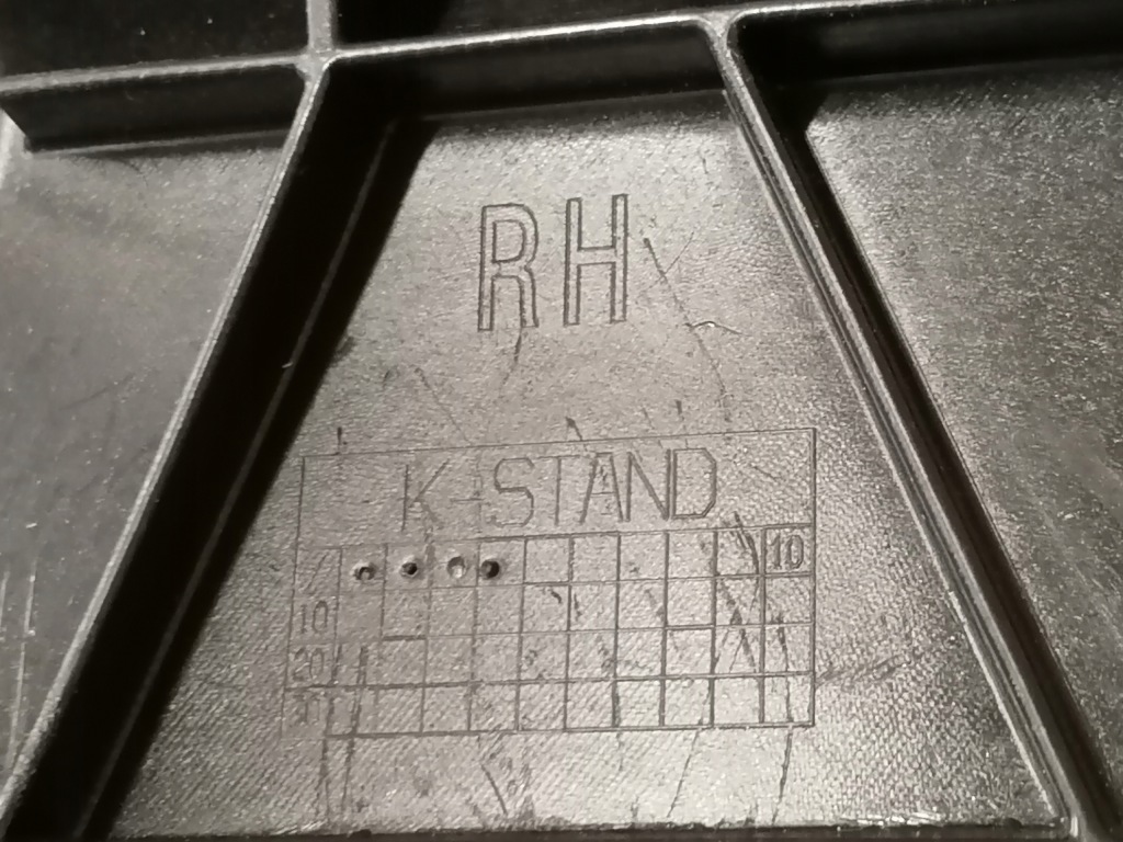 Audi a6 c7 направляющая бампер правый задняя 4g9807454g Киев