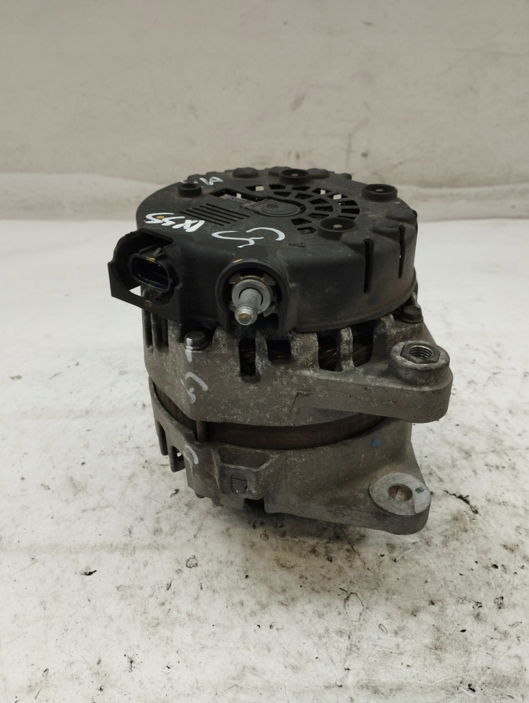 Hyundai kia генератор 37300-2a850 2611067 с Разборки