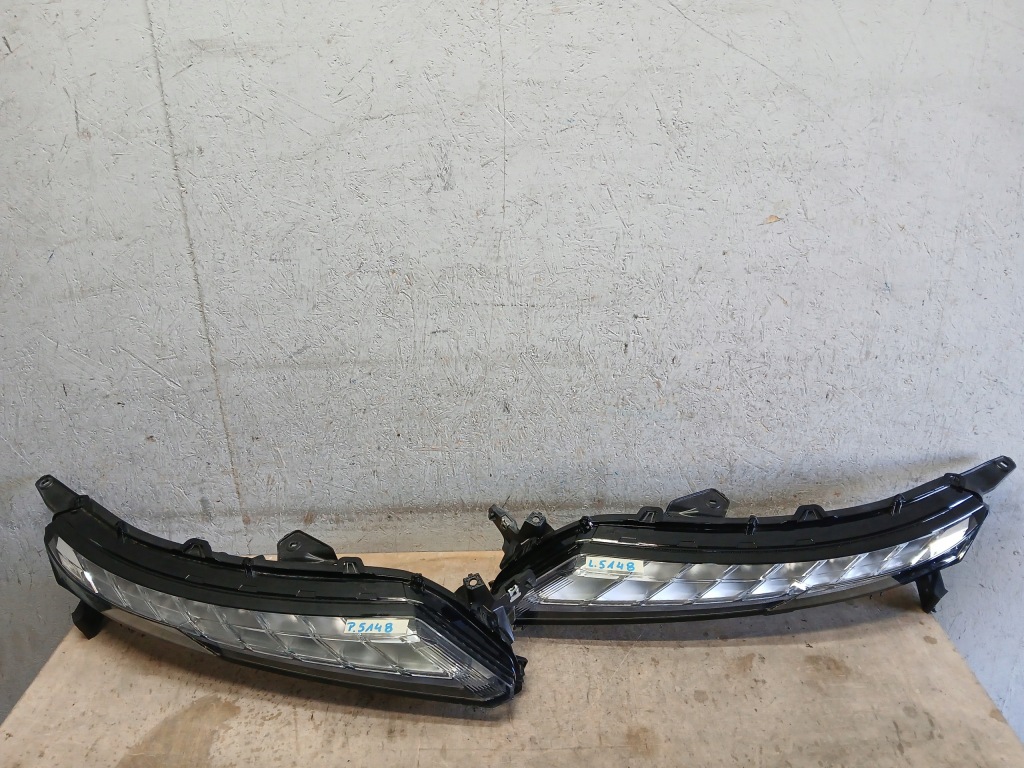 Купити Фара перед ліва або правий mitsubishi eclipse cross рестайлінг  led