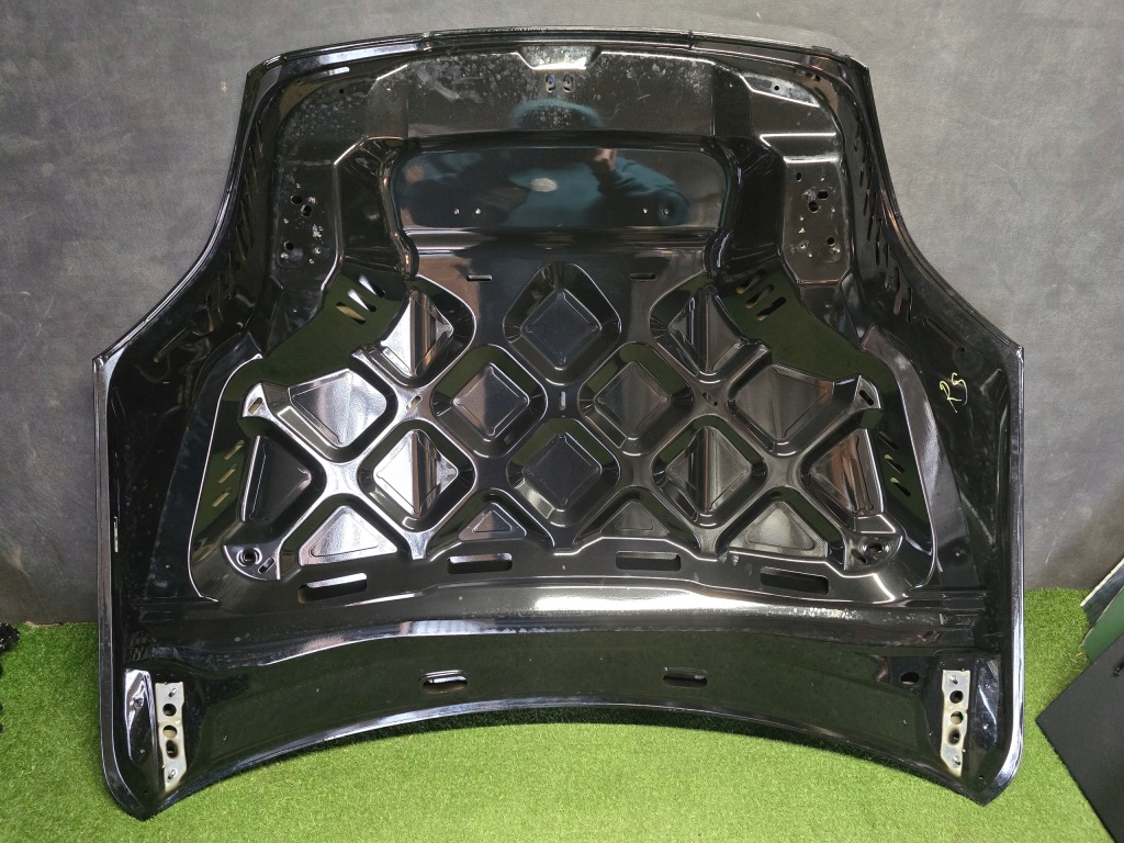 Капот кришка двигуна porsche cayenne 9y0 в Україні