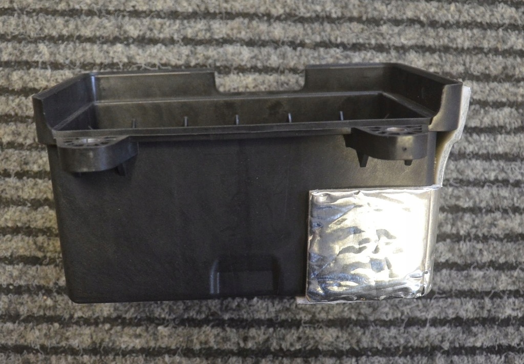 фото №1, Основа пластик малий акумулятор wrangler jl 18+