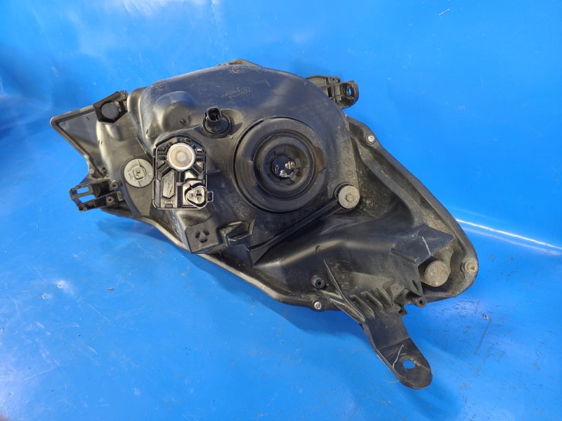 фото №7, Фара lew. toyota yaris 11-20-81170-0d810