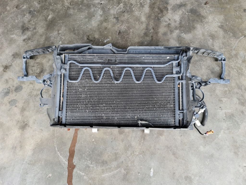 фото №1, Pas передний w mocnienie a8 d2 przed fl 3.7 akj