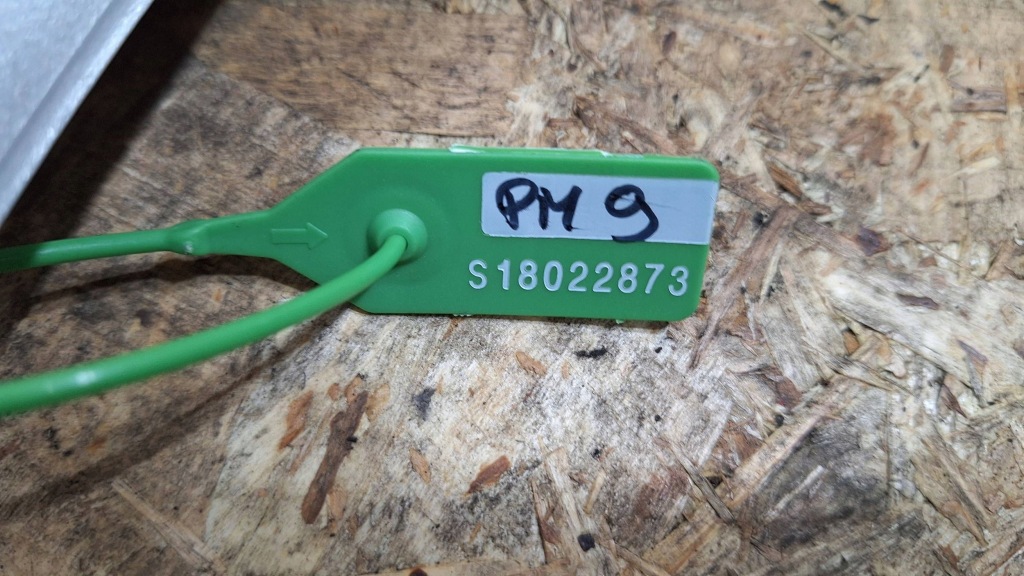 Накладка порог молдинг порог правая mercedes ml w163 97- a1636900340k с Разборки