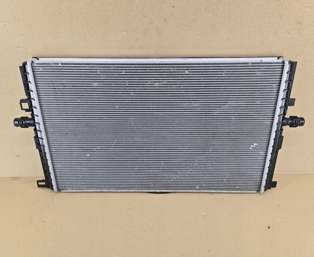 Купити Радіатор води tesla 3y 1494175-00-a