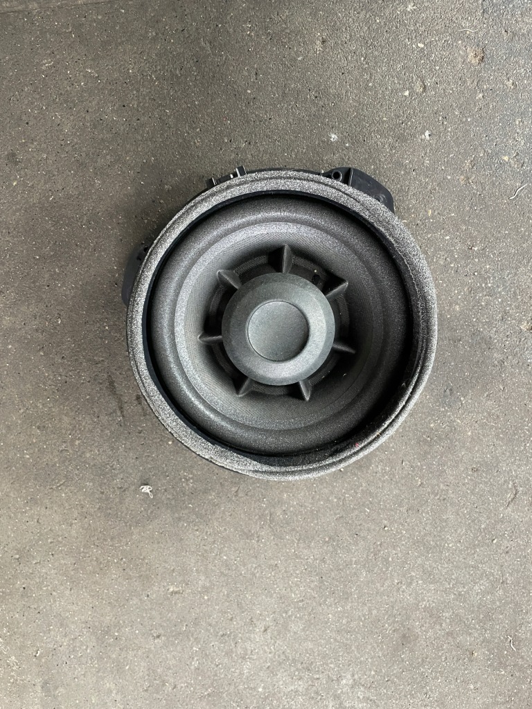 Купити Range rover динамік двері j8a2-18808-ab