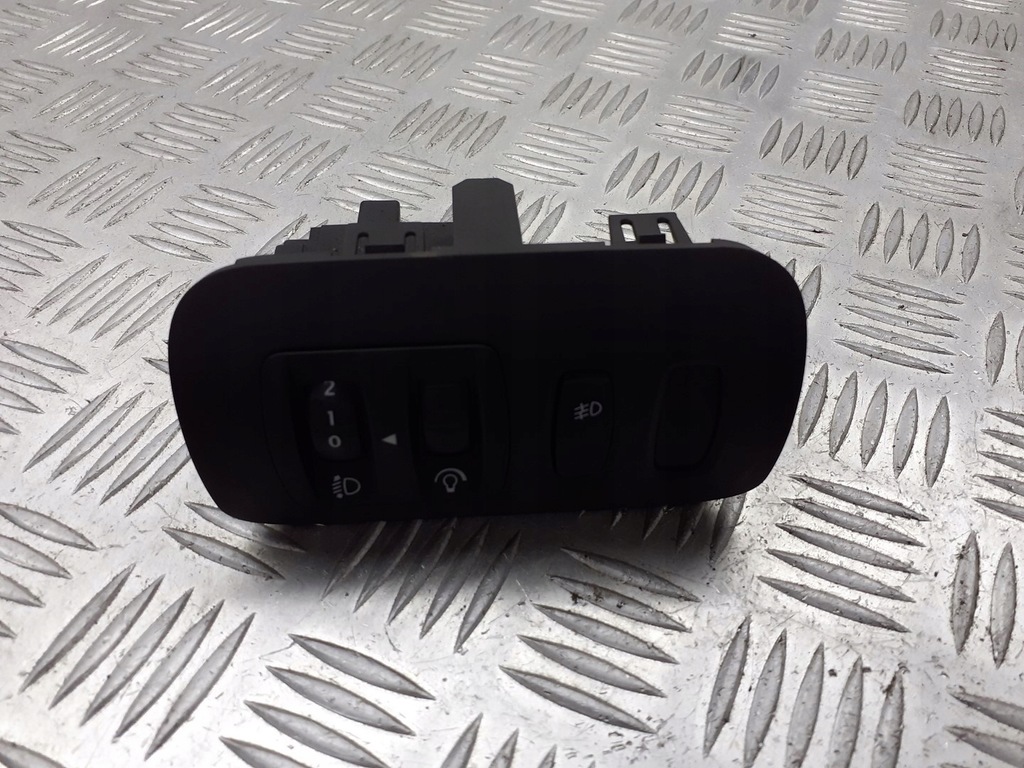 фото №1, Панель перемикачів renault megane ii 8200079020