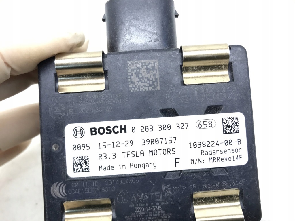 фото №4, Tesla s датчик радар distronic 1038224-00-b