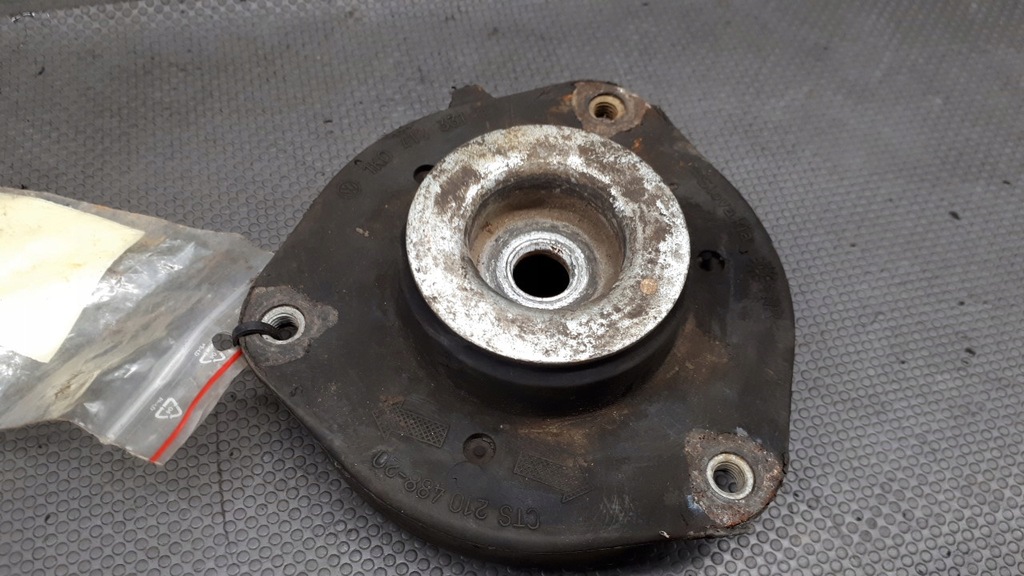 фото №1, 1k0412331b подушка амортизатора vw golf v