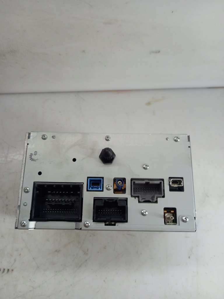 фото №3, Opel ampera панель / радиопроигрыватель cd/dvd/gps 22857152