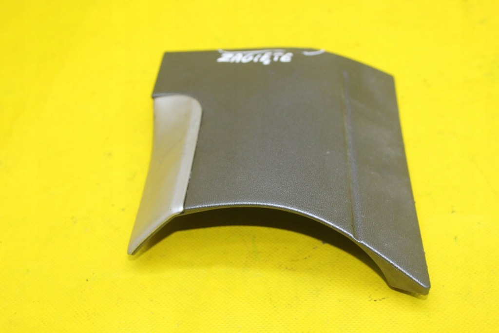 Завершення поріг молдинг праві перед porsche cayenne 1 7l5854960 в Україні