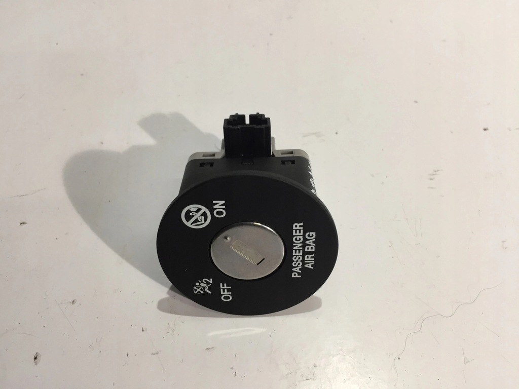 фото №1, Kia optima iv 2017 выключатель подушки безопасности пассажира