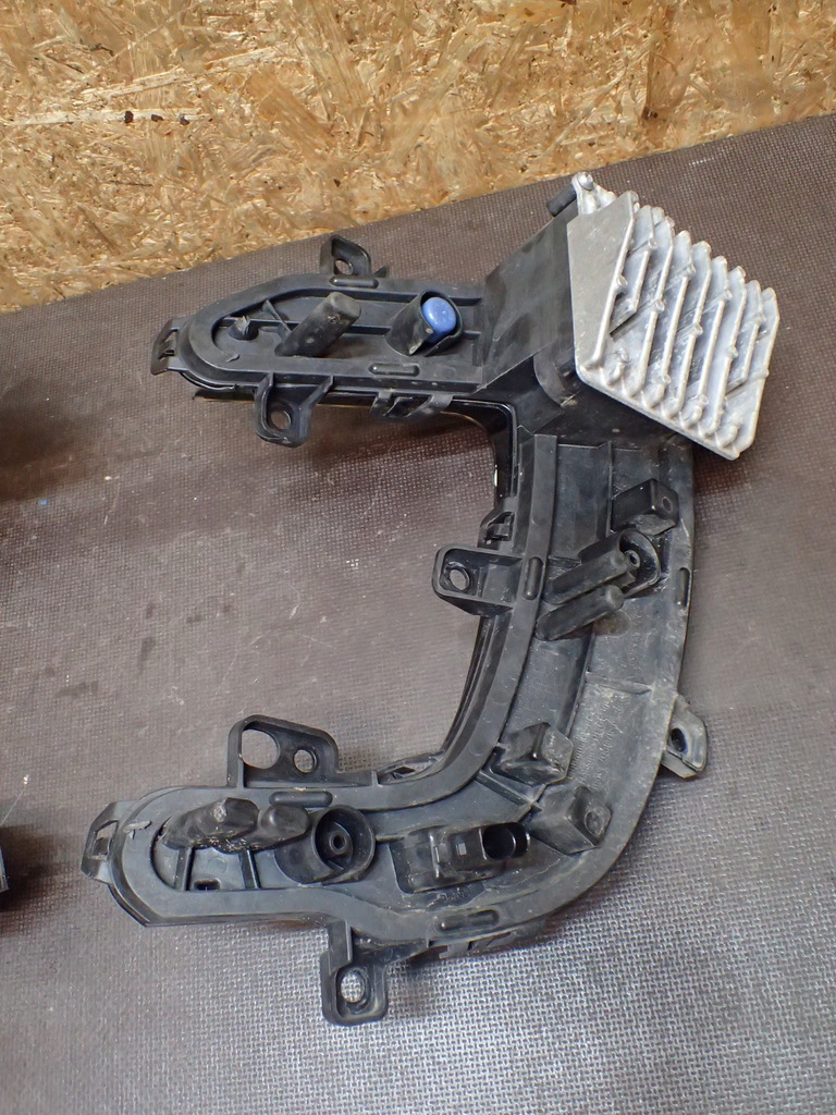 фото №4, Протитуманна фара drl правий vw e-up e up lift led eup