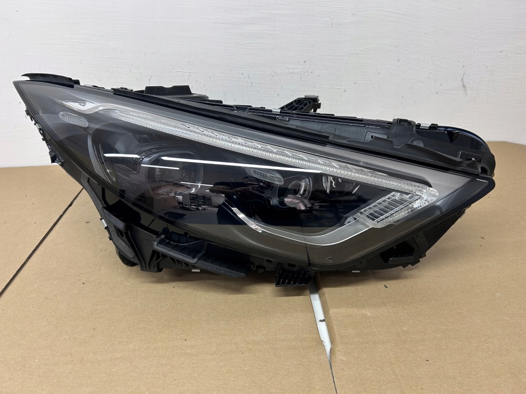 Купити Фара права mercedes sl w232 amg full led