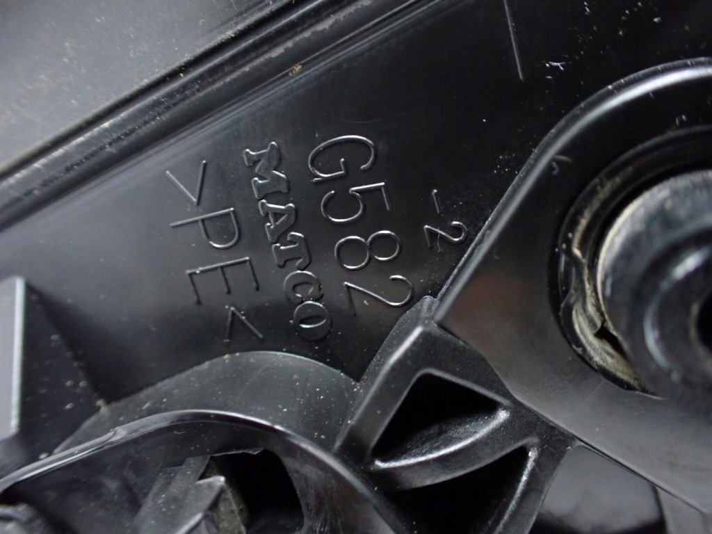 Купити Дзеркало ліва європа eu 5-pin оригінал toyota hilux viii 18r