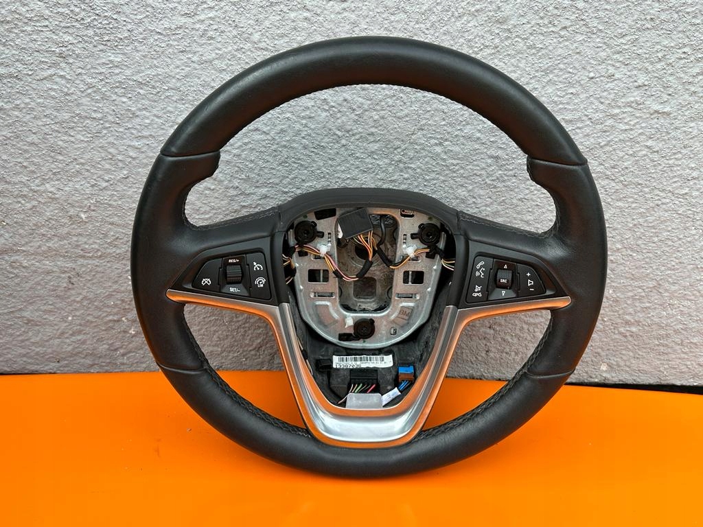 фото №1, Opel astra j lift повітропровід шкіра ładna оригінал