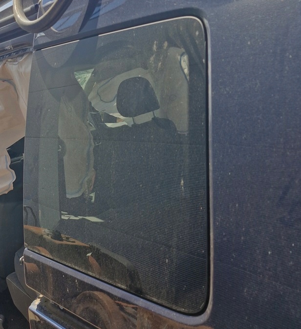 фото №1, Vw caddy iv стекло кузовная задняя задняя левая боковая 2017 r