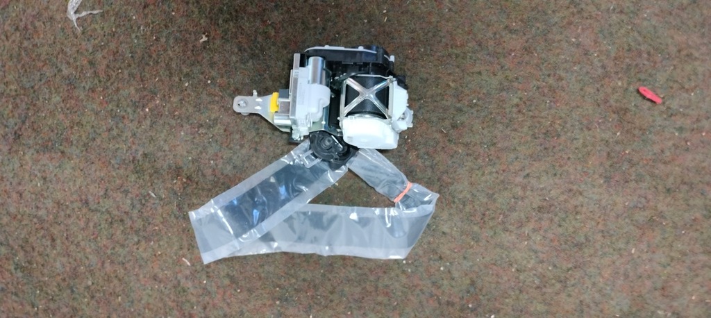 фото №6, Pas безпеки правий перед mercedes ml gle w166