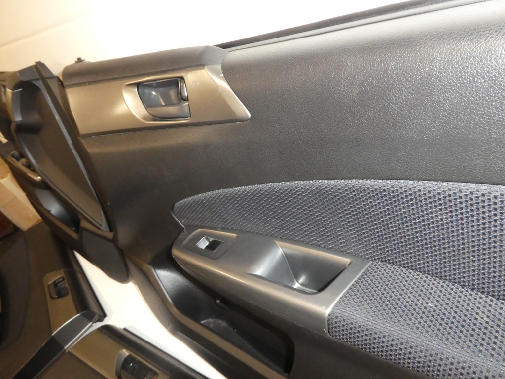 фото №8, Subaru forester iii обивка дверь обшивка перед задняя