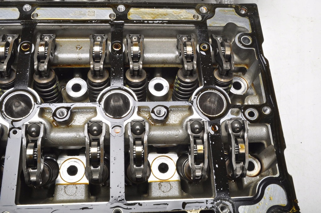 фото №7, A3 8v 1.5 tfsi 110kw 150km головка 05e103404e