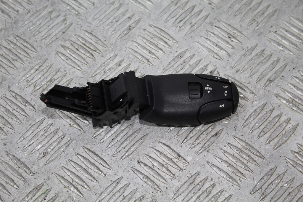 фото №1, Рычаг радио c3 picasso lift