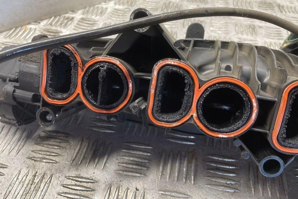 фото №8, Коллектор всасывающий bmw 1 coupe e82 7810178 2.0l дизель 2010