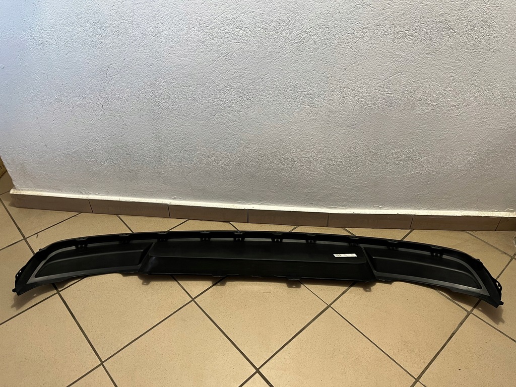 фото №11, Накладка бампера спойлер задня задня skoda superb iii 3 3v5 sedan