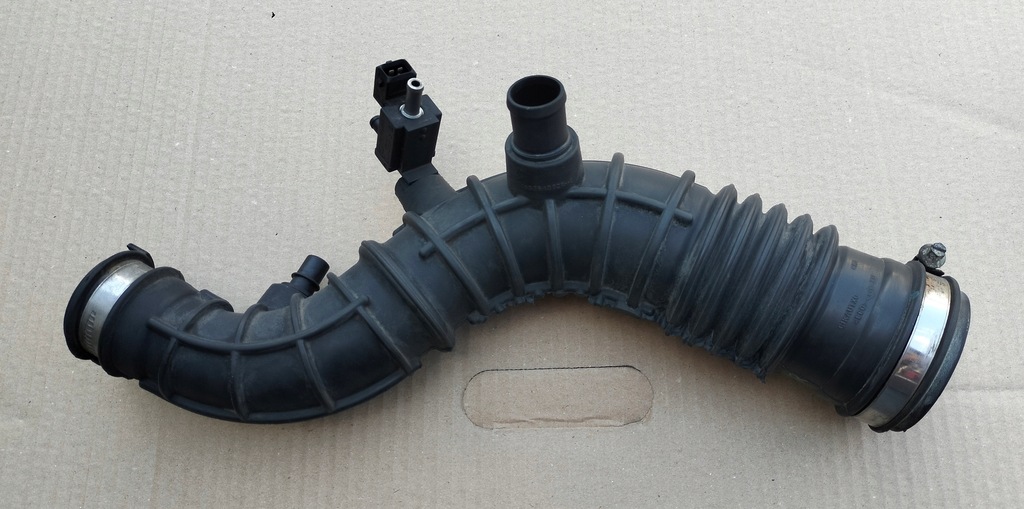 фото №1, Renault captur i 0,9 tce труба шланг воздуха