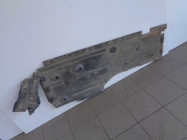 фото №1, Защита подвеска левая bmw x1 e84 2.0 дизель x-drive 2012 rok