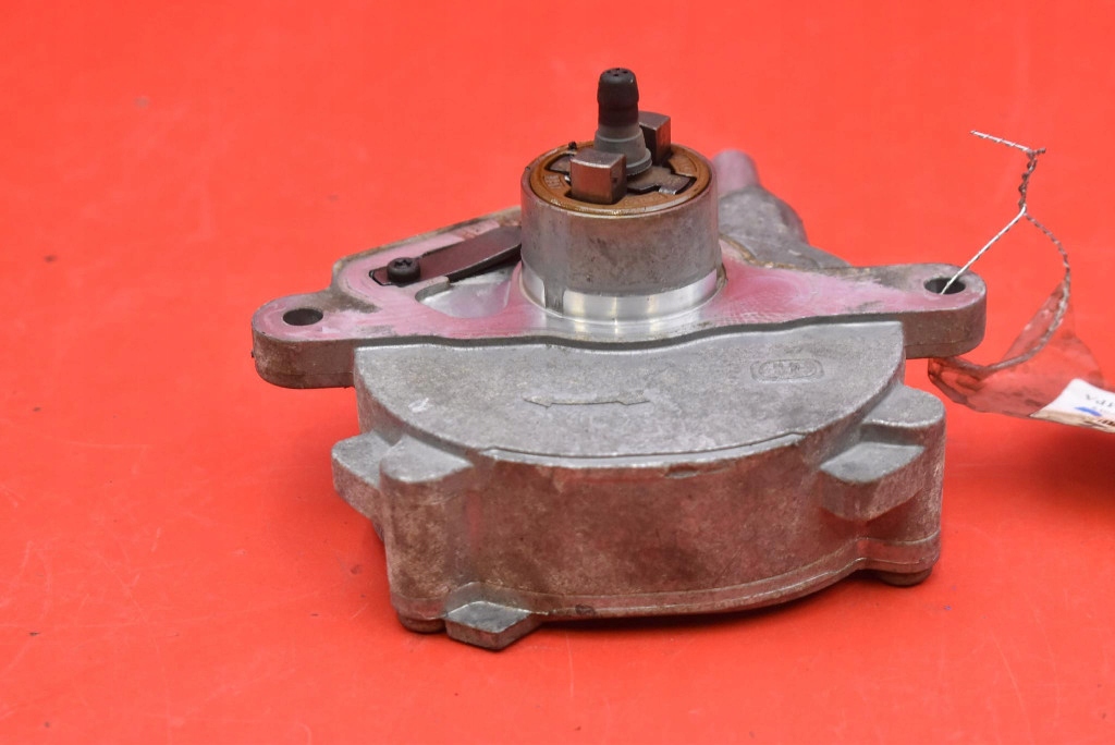 Насос вакуум вакуум a2712301565 mercedes c-klasa w204 1.6 blueeff 156km 07-12 в Украине